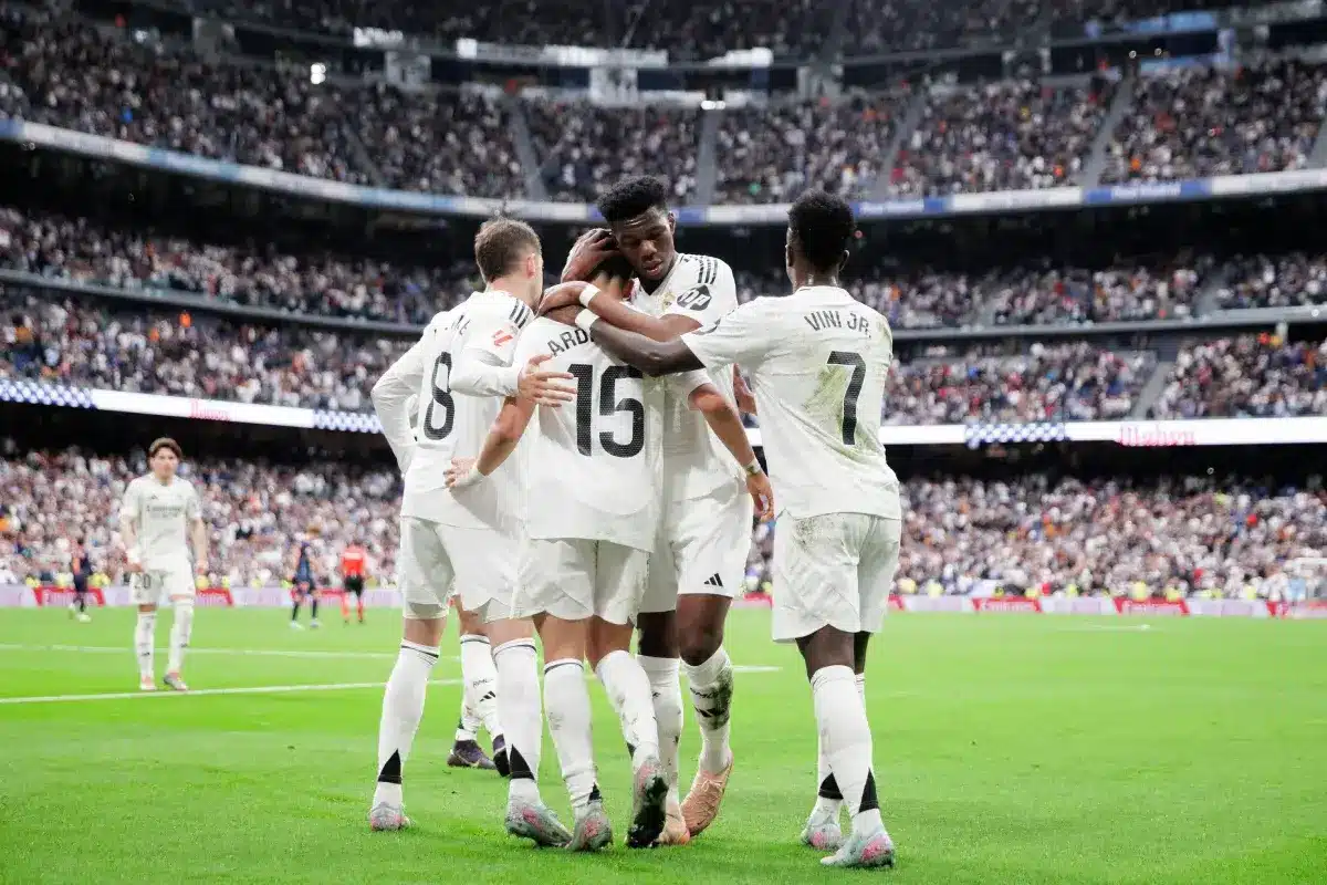 Several player of Real Madrid celebrates a goal during the La Liga 2024/25 match between Real Madrid and Celta de Vigo at Santiago Bernabeu Stadium